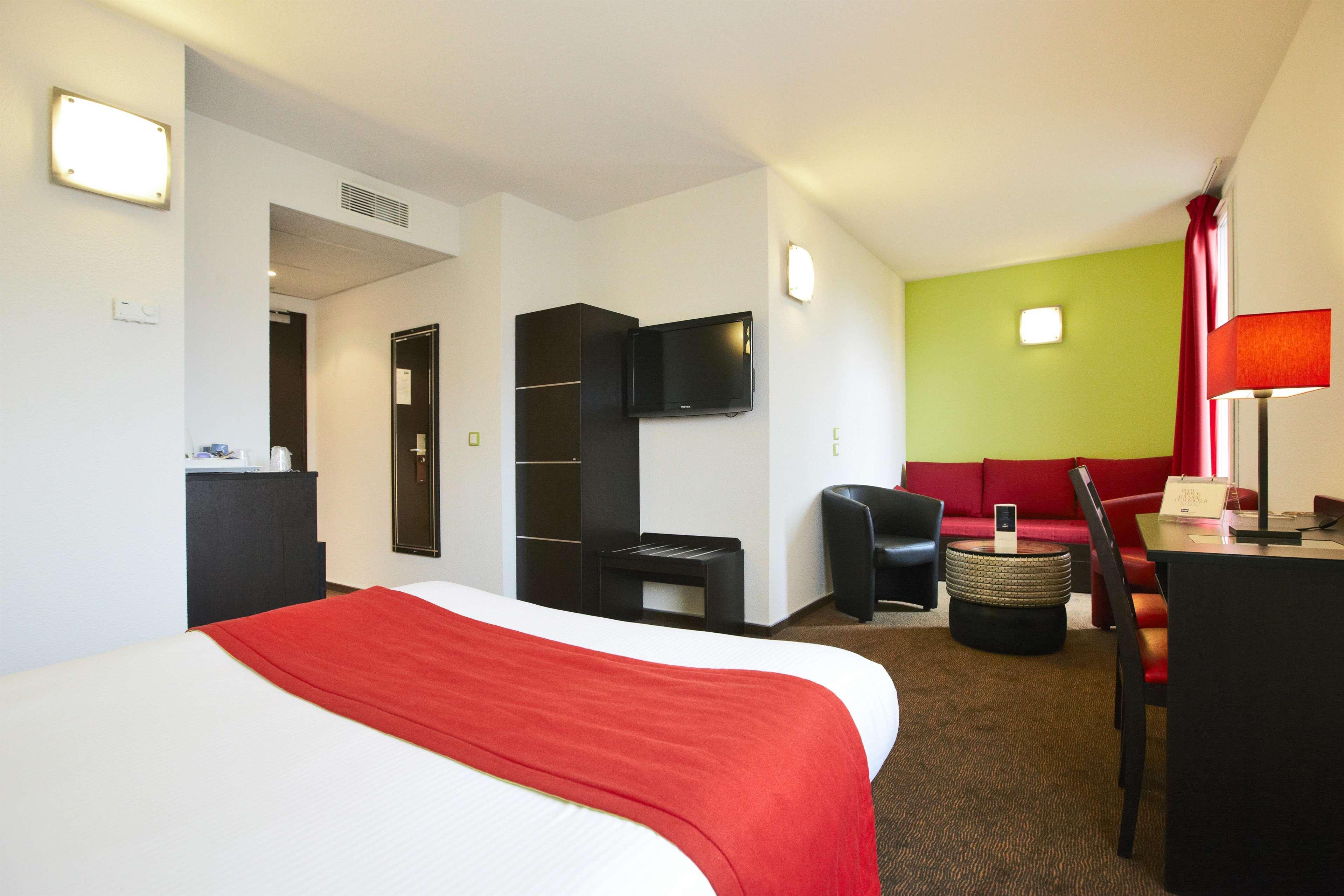 Enzo Hotels Metz Sud Augny By Kyriad Direct Exterior photo